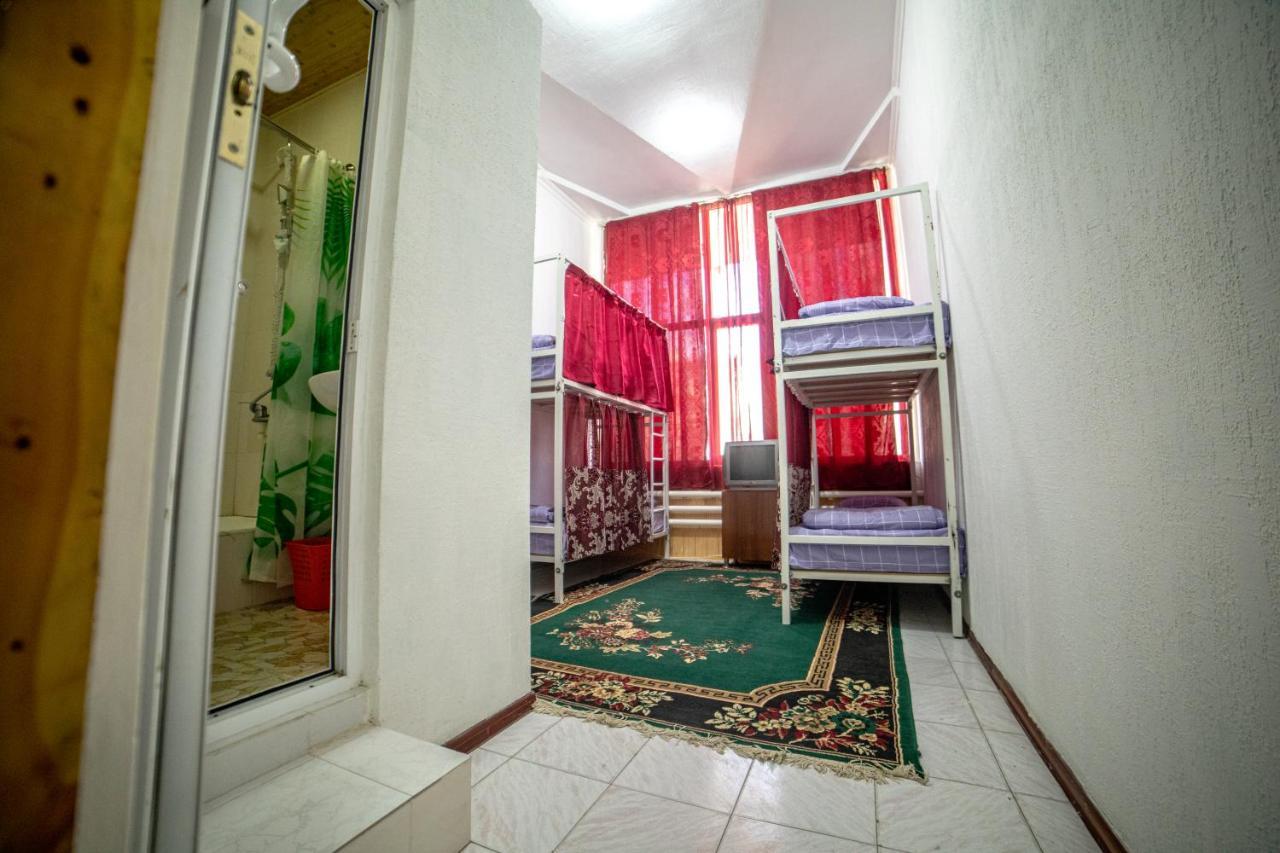 Hostel Nabi Bobo Samarcande Extérieur photo