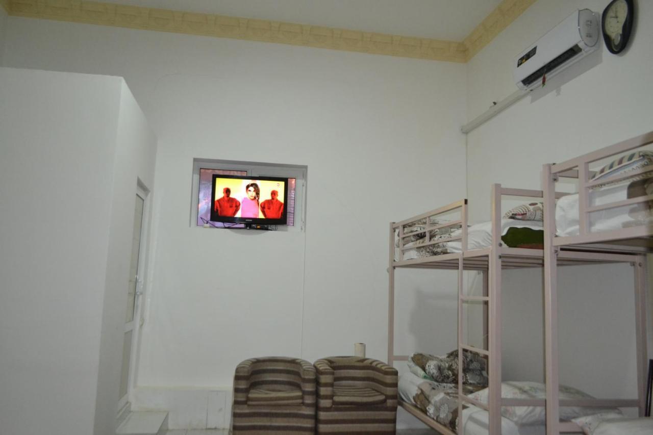Hostel Nabi Bobo Samarcande Extérieur photo