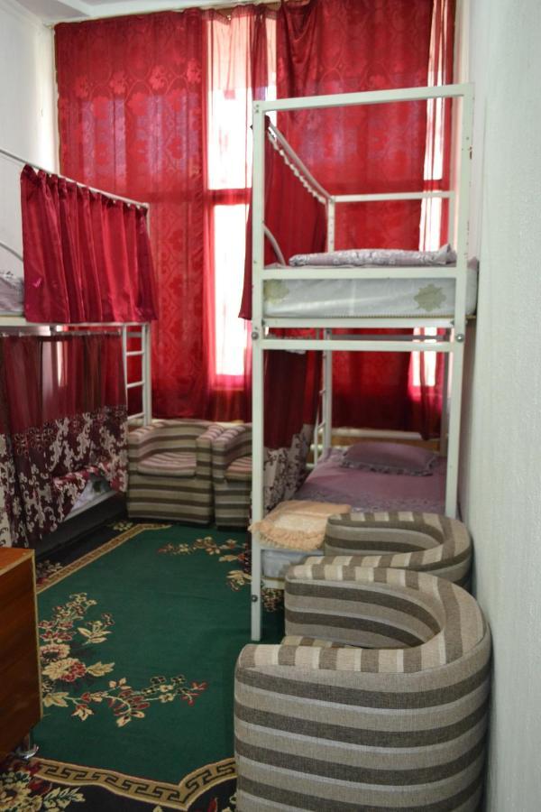 Hostel Nabi Bobo Samarcande Extérieur photo