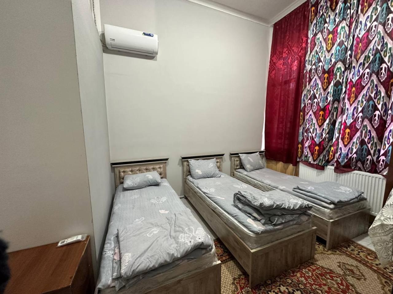 Hostel Nabi Bobo Samarcande Extérieur photo