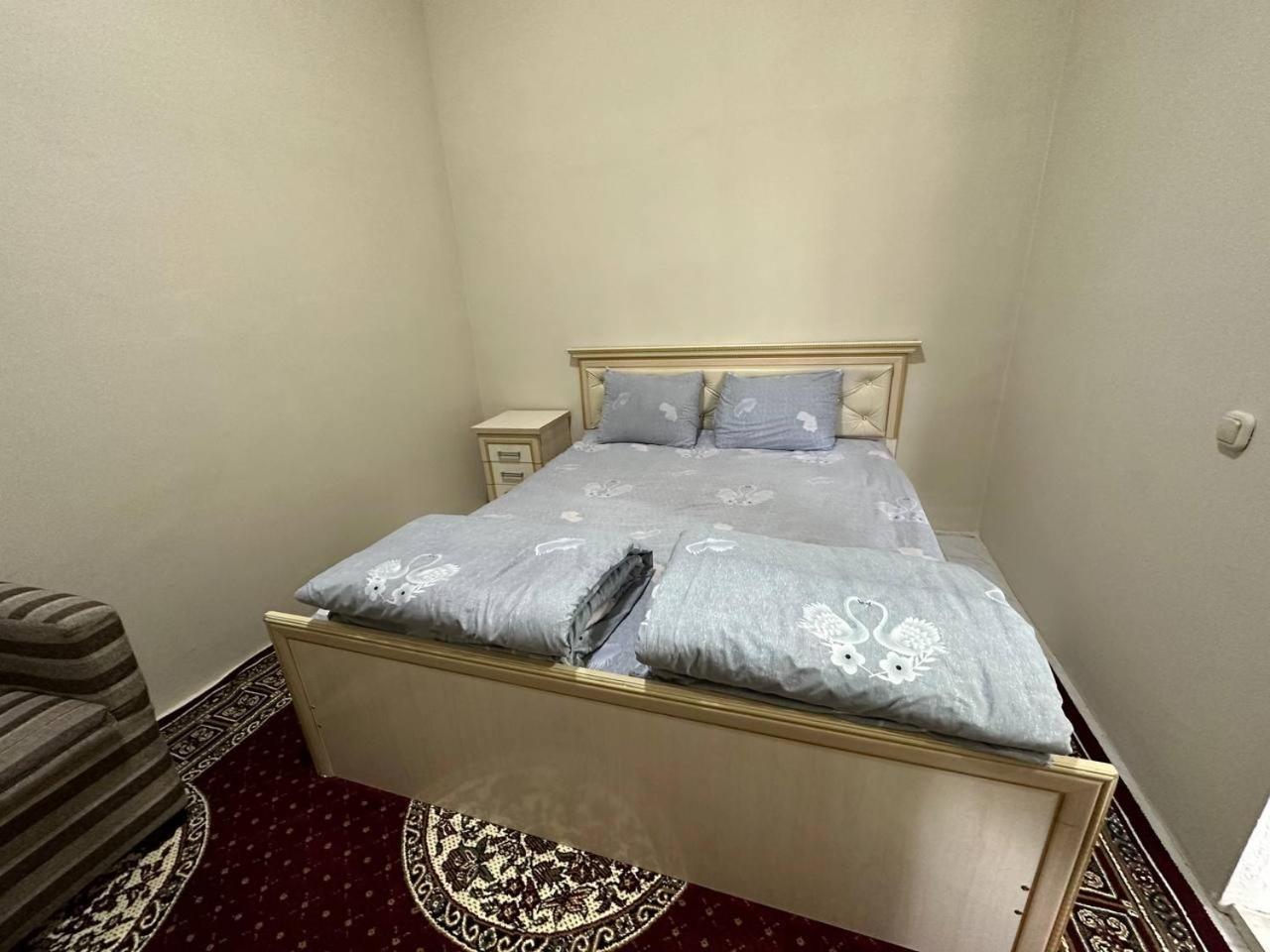 Hostel Nabi Bobo Samarcande Extérieur photo